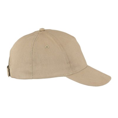 Πεντάφυλλο καπέλο με κυρτό γείσο 4 ραφές σταθερό μέτωπο και ρυθμιζόμενο κλείσιμο με αυτοκόλλητο στο χρώμα της άμμου
