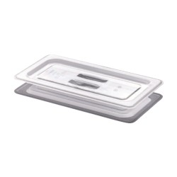 Kαπάκι διάφανο PC για δοχεία Gastronorm χωρητικότητας GN 1/2 με μεντεσέ και σχισμή για κουτάλα