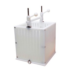 Σουβλακομηχανή χειρός με δυνατ΄ότητα παραγωγής 81 τεμάχια των 100gr κατασκευή από πολυαιθυλένιο Σουβλακομηχανή χειρός με δυνατ΄ότητα παραγωγής 81 τεμάχια των 100gr κατασκευή από πολυαιθυλένιο