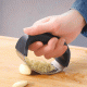 Πρέσα σκόρδου χειρός από ανοξείδωτο ατσάλι διαστάσεων 10.3x6.8x5cm