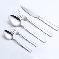Σετ μαχαιροπήρουνα 30 τεμαχίων σειρά Porto Stainless steel 18/0 σε χάρτινο κουτί Σετ μαχαιροπήρουνα 30 τεμαχίων σειρά Porto Stainless steel 18/0 σε χάρτινο κουτί