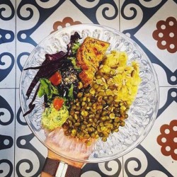 Γυάλινο ρηχό πιάτο με περίτεχνο σκάλισμα Φ21 σειρά Lyonnais LA ROCHERE σε συσκευασία 6 τεμαχίων