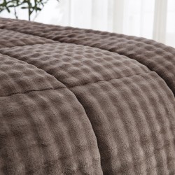 Κουβερτοπάπλωμα ημίδιπλο Art 12515 διαστάσεων 180x240cm σε χρώμα μόκα