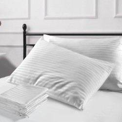 Μαξιλαροθήκη λευκή με ρίγα διαστάσεων 53x73cm 240TC CVC Ελληνικής κατασκευής Μαξιλαροθήκη λευκή με ρίγα διαστάσεων 53x73cm 240TC CVC Ελληνικής κατασκευής