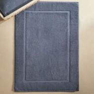 Πατάκι μπάνιου ξενοδοχείου 100% cotton σε σκούρο γκρι χρώμα διαστάσεων 50x70cm Πατάκι μπάνιου ξενοδοχείου 100% cotton σε σκούρο γκρι χρώμα διαστάσεων 50x70cm