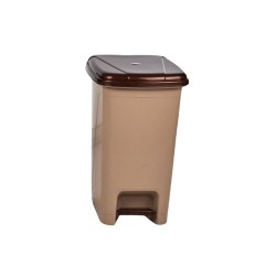 Πεντάλ slim με εσωτερικό κάδο χωρητικότητας 25lt σε χρώμα μπεζ διαστάσεων 28x33x45cm