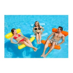 Φουσκωτή καρέκλα θαλάσσης σε χρώμα μπλε με δίχτυ και φουσκωτά άκρα 