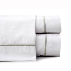 Ξενοδοχειακό σεντόνι ημίδιπλο 180TC CVC διαστάσεων 170x280cm σε λευκό χρώμα με πλακέ γαζί