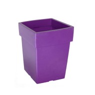 Γλάστρα τετράγωνη χωρητικότητας 2,5lt διαστάσεων 15x15x18cm VIOMES Linea 570 σε χρώμα αμέθυστος