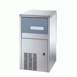Παγομηχανή με αποθήκη χωρητικότητας 15Kg διαστάσεων 495x580x837mm για παραγωγή πάγου 32kg/24ωρο KARAMCO