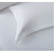 Παπλωματοθήκη διπλή με ρίγα διαστάσεων 220x240cm 160TC με σύνθεση 50% βαμβάκι-50% πολυέστερ Ελληνικής κατασκευής Παπλωματοθήκη διπλή με ρίγα διαστάσεων 220x240cm 160TC με σύνθεση 50% βαμβάκι-50% πολυέστερ Ελληνικής κατασκευής