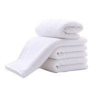 Πετσέτα μπάνιου 100% cotton πεννιέ 600gsm με διαστάσεις 75x150cm σε λευκό χρώμα  Πετσέτα μπάνιου 100% cotton πεννιέ 600gsm με διαστάσεις 75x150cm σε λευκό χρώμα