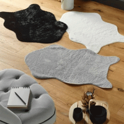 Πατάκι συνθετικής γούνας Σχ. Reglisse σε μαύρο χρώμα διαστάσεων 60x90cm 100% pol.