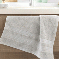 Πετσέτα μονόχρωμη σώματος Excellence 600gr/m² υδρόφιλη έξτρα απορροφητική 100% cotton σε χρώμα λευκό διαστάσεων 70x140cm Πετσέτα μονόχρωμη σώματος Excellence 600gr/m² υδρόφιλη έξτρα απορροφητική 100% cotton σε χρώμα λευκό διαστάσεων 70x140cm