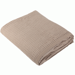 Κουβέρτα "Pablo" πικέ 100% βαμβάκι 320 gsm σε χρώμα μπεζ σκούρο διαστάσεων 220x240cm