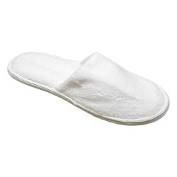 Παντόφλες κλειστές ξενοδοχειακού τύπου πολυτελείας βελουτέ με σόλα πάχους 5mm σε λευκό χρώμα