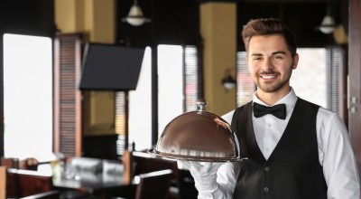 Τα απαραίτητα αξεσουάρ σερβιτόρου για γρήγορο & άψογο σέρβις