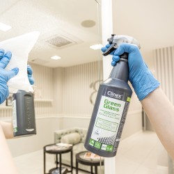 Οικολογικό καθαριστικό γυάλινων επιφανειών Clinex Green Glass 1lt