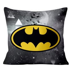 Μαξιλάρι με γέμιση Art 6184 Batman διαστάσεων 40x40cm σε γκρι χρώμα Μαξιλάρι με γέμιση Art 6184 Batman διαστάσεων 40x40cm σε γκρι χρώμα