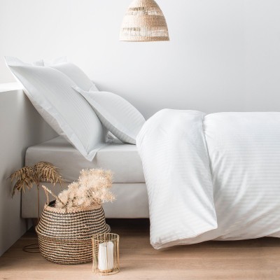 Σεντόνι Ξενοδοχείου Σατέν-ρίγα 220x250  80%cotton 20%polyester  Πεννιέ 220tc