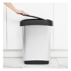 Κάδος απορριμμάτων με αιωρούμενο καπάκι και μεταλλικό φινίρισμα 25lt ROTHO TWIST