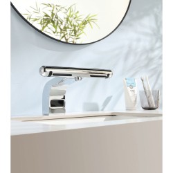 Αυτόματη βρύση με ενσωματωμένο στεγνωτήρα χεριών 1000W από ορείχαλκο διαστάσεων 28x15cm